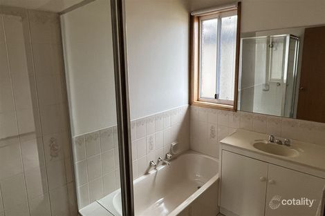 Property photo of 11 Selkirk Drive Horsham VIC 3400