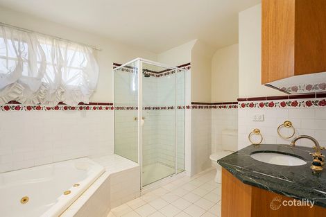 Property photo of 22 Kenman Close Templestowe VIC 3106