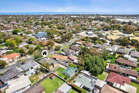 Property photo of 2 Vivienne Street Seaford VIC 3198