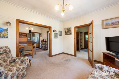 Property photo of 19 Menin Road Nunawading VIC 3131