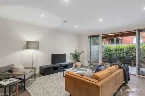 Property photo of 2 Quat Quatta Avenue Ripponlea VIC 3185