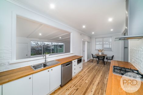 Property photo of 50 Northcott Parade Mount Austin NSW 2650