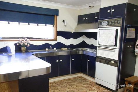 Property photo of 34 Amaroo Road Hillvue NSW 2340