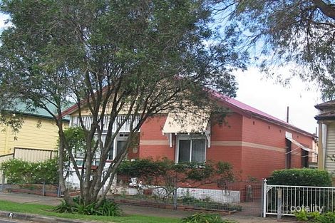 8 Russell Rd, New Lambton, NSW 2305