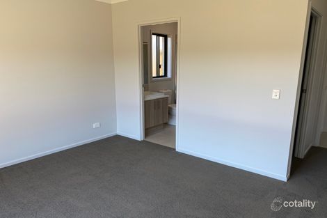 Property photo of 24 Altitude Drive Burnside QLD 4560