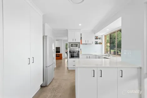 Property photo of 149 Kangaroo Gully Road Bellbowrie QLD 4070