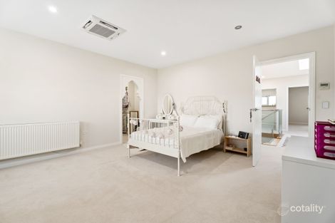 Property photo of 13 Lynton Court Greenvale VIC 3059