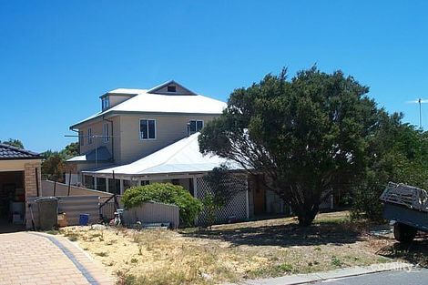 9 Theydon Gr, Two Rocks, WA 6037