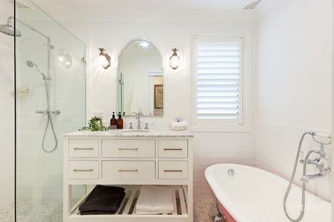 Property photo of 16 Tristania Place West Pymble NSW 2073