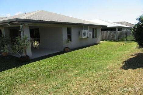 Property photo of 24 Woden Crescent Ooralea QLD 4740