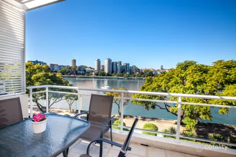 56 Wharf St, Kangaroo Point, QLD 4169