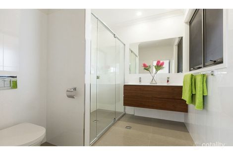 Property photo of 2/70 Warringah Street Everton Park QLD 4053