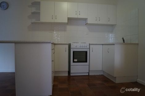 2/122 Hospital Rd, Emerald, QLD 4720