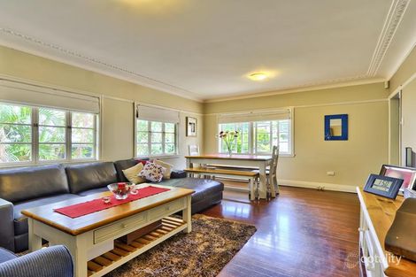 Property photo of 30 Yardley Avenue Ashgrove QLD 4060