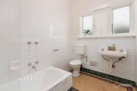 Property photo of 2/8 Ellesmere Road Windsor VIC 3181