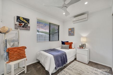 Property photo of 3 Bathurst Way Mount Louisa QLD 4814