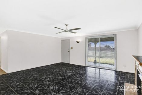 Property photo of 2/28 Courigal Street Lake Haven NSW 2263