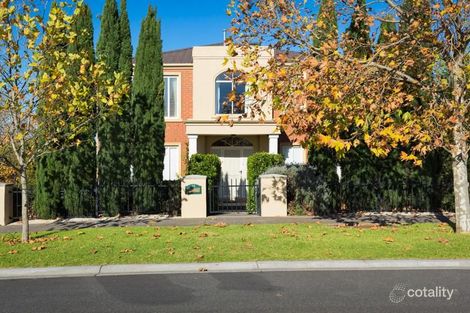 Property photo of 15 Constitution Rise Berwick VIC 3806