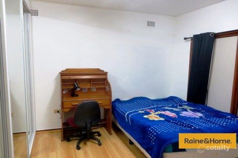 398 Cabramatta Rd W, Cabramatta, NSW 2166