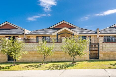 2/83 Caridean St, Heathridge, WA 6027