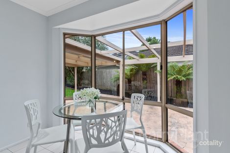 Property photo of 10 Stockdale Close Ferntree Gully VIC 3156