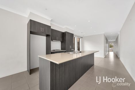 Property photo of 37 Bronson Circuit Hoppers Crossing VIC 3029