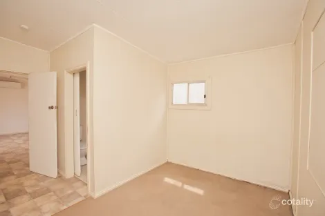 Property photo of 21 Messner Street Griffith NSW 2680