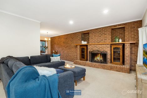 Property photo of 38 Vista Crescent Rowville VIC 3178