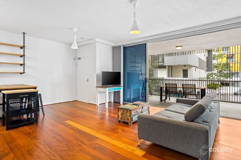 Property photo of 210/28 Masters Street Newstead QLD 4006