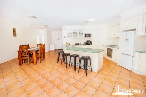 Property photo of 78 Fourth Avenue Parkside QLD 4825