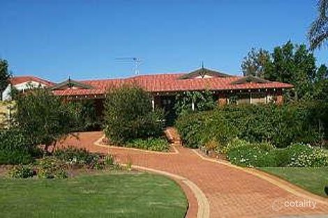 4 Dakin Cove, Wandina, WA 6530