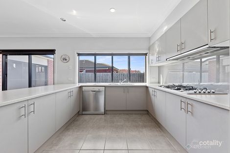 Property photo of 2 Corey Court Koo Wee Rup VIC 3981