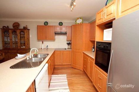 Property photo of 27 Castle Close Charlestown NSW 2290
