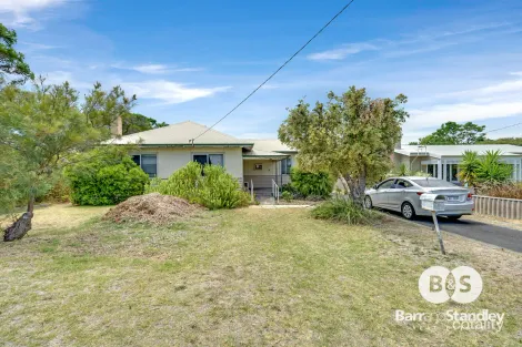 3 Teeluk Rd, Carey Park, WA 6230