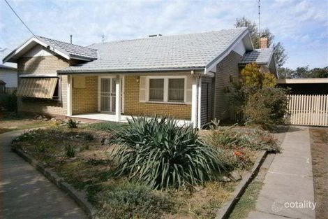 90 Craig Ave, Warracknabeal, VIC 3393