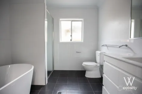 Property photo of 35B Seymour Street Bathurst NSW 2795