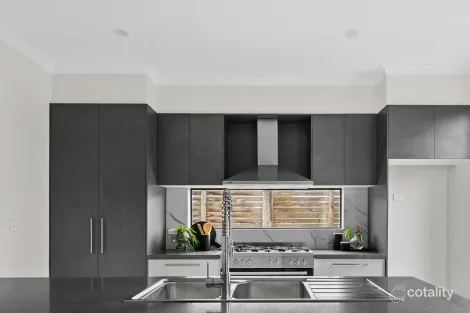 Property photo of 106 Tesselaar Road Wollert VIC 3750