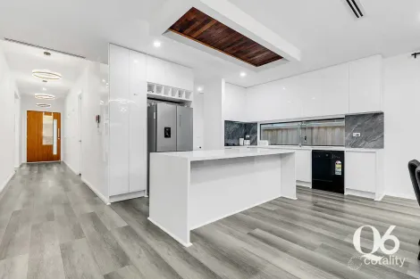 Property photo of 8 Warangal Way Deanside VIC 3336
