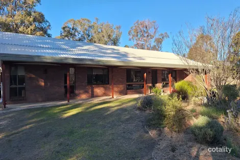 Property photo of 40 Sugarloaf Road Stanthorpe QLD 4380