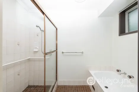 Property photo of 52 Lake Road Balcolyn NSW 2264