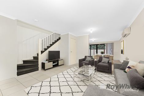 Property photo of 2/3A Baileyana Drive Endeavour Hills VIC 3802