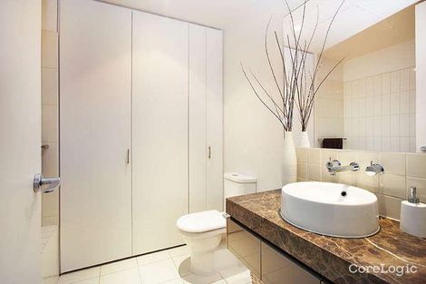 Property photo of 505/55 Bay Street Port Melbourne VIC 3207