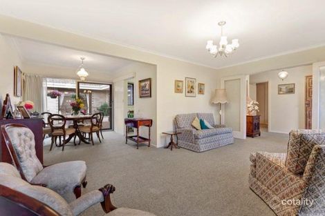 Property photo of 9 Eriden Close Glen Waverley VIC 3150