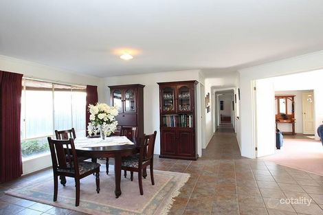 Property photo of 64 Rowes Road Werribee VIC 3030