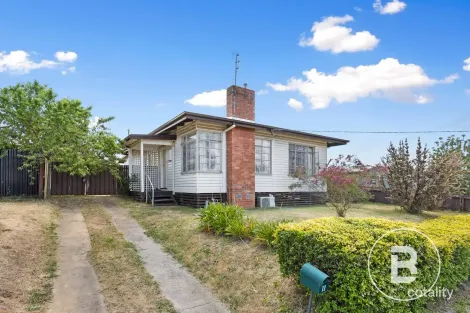 11 Webb St, Ararat, VIC 3377