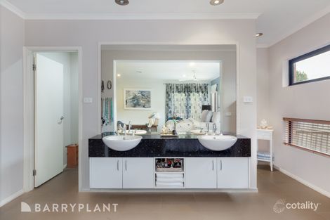 Property photo of 1 Uno Court Wallan VIC 3756