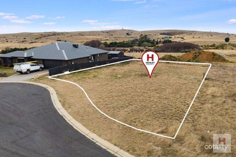 2 Moore Cl, Cooma, NSW 2630