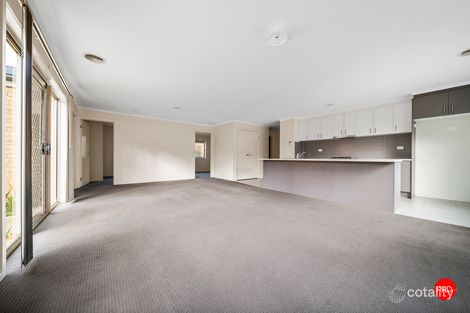 Property photo of 17 Muir Street Kangaroo Flat VIC 3555