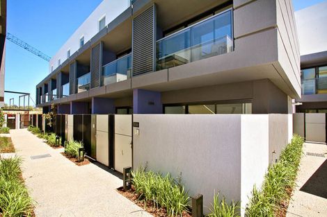2/88 Cade Way, Parkville, VIC 3052