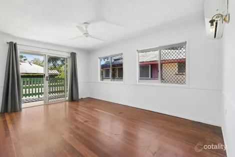 Property photo of 248 Grubb Street Koongal QLD 4701